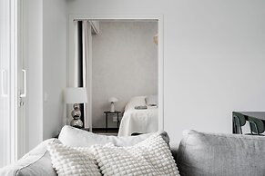 Modern 1BR Apartment with best location