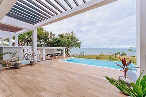 Blue Ocean Resort & Residences