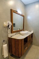 Blue Ocean Resort & Residences