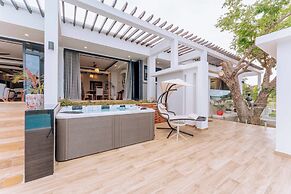 Blue Ocean Resort & Residences