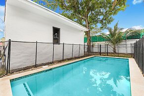Spacious 3BR House with Private Pool