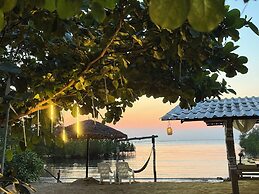 Baan Plai Laem Homestay