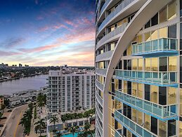 Lux Two BR Suite at W Fort Lauderdale