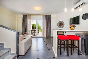 Sunny Villa Epta in Chaniotis