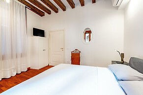 Ca' della Commedia by Wonderful Italy