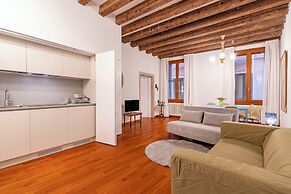 Ca' della Commedia by Wonderful Italy