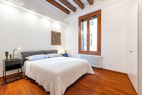 Ca' della Commedia by Wonderful Italy