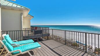 Beachfront Comfort at Costa Del Sol C1