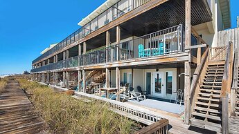 Beachfront Comfort at Costa Del Sol C1