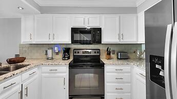 Beachfront Comfort at Costa Del Sol C1