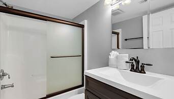 Beachfront Comfort at Costa Del Sol C1