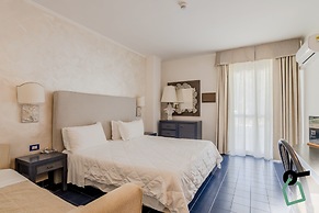 Hotiday Room Collection - Mattinata Faraglioni
