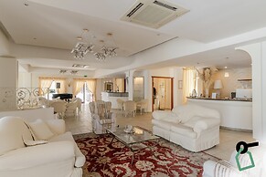 Hotiday Room Collection - Mattinata Faraglioni