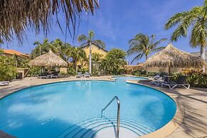 Gold Coast Townhome w Pools GYM 24 7 Security