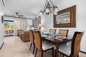 Gold Coast Townhome w Pools GYM 24 7 Security