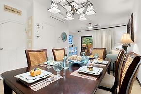 Gold Coast Townhome w Pools GYM 24 7 Security