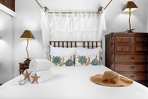 Gold Coast Townhome w Pools GYM 24 7 Security