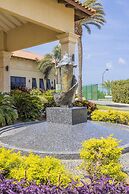 Gold Coast Townhome w Pools GYM 24 7 Security