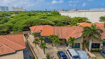 Newly Renovated Queen Bed Studio Loft Palmbeach
