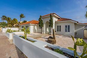 New Mediterranean Villa 5bed 5bath Across-marriott