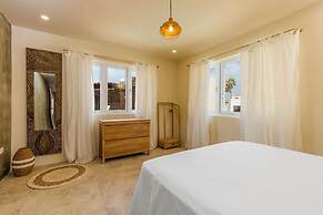 New Mediterranean Villa 5bed 5bath Across-marriott