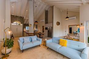 New Mediterranean Villa 5bed 5bath Across-marriott