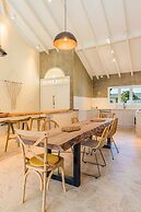 New Mediterranean Villa 5bed 5bath Across-marriott