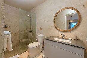 New Mediterranean Villa 5bed 5bath Across-marriott