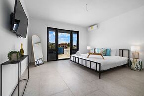 New Ocean View Infinity Pool Steps 2 Babybeach