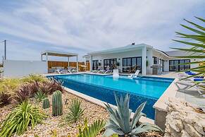 New Ocean View Infinity Pool Steps 2 Babybeach