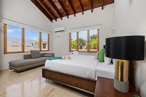 Designer Lux Villapoolbbq3 Min- Tres Trapi Bch