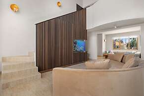 Designer Lux Villapoolbbq3 Min- Tres Trapi Bch