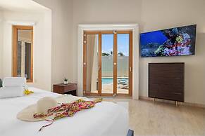 Designer Lux Villapoolbbq3 Min- Tres Trapi Bch