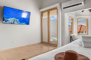 Designer Lux Villapoolbbq3 Min- Tres Trapi Bch