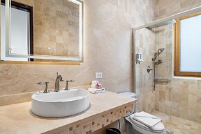 Designer Lux Villapoolbbq3 Min- Tres Trapi Bch