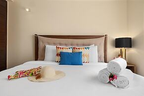 Designer Lux Villapoolbbq3 Min- Tres Trapi Bch