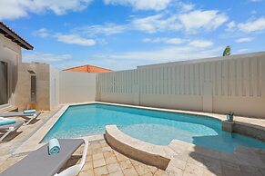 Designer Lux Villapoolbbq3 Min- Tres Trapi Bch