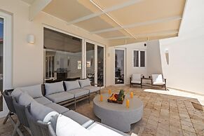 Designer Lux Villapoolbbq3 Min- Tres Trapi Bch