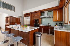 Designer Lux Villapoolbbq3 Min- Tres Trapi Bch