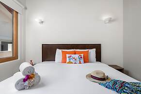 Designer Lux Villapoolbbq3 Min- Tres Trapi Bch