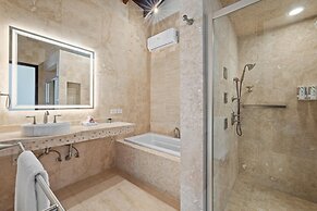 Designer Lux Villapoolbbq3 Min- Tres Trapi Bch