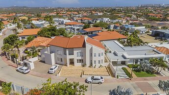 Designer Lux Villapoolbbq3 Min- Tres Trapi Bch