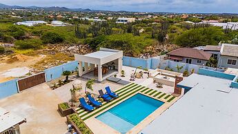 Blue Villa Huge Backyard Privatepool Firepit