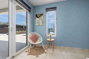 Blue Villa Huge Backyard Privatepool Firepit