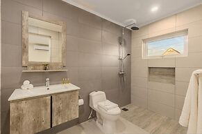 Cozy One Bedroom Apartment With Pool Koyari