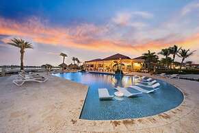 NEW Gold Coast Pools Restaurant Gym Tennis