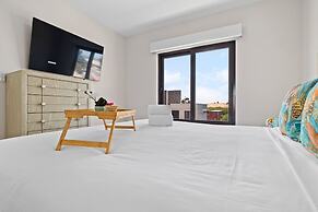 NEW Gold Coast Pools Restaurant Gym Tennis