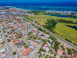 New 5 Bedroom Private Pool Near Superfood