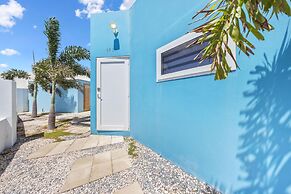 Amazing Studio w Pool Patio Close 2 Palmbeach