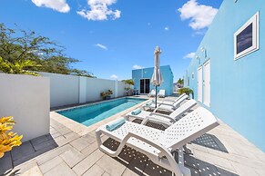 Amazing Studio w Pool Patio Close 2 Palmbeach